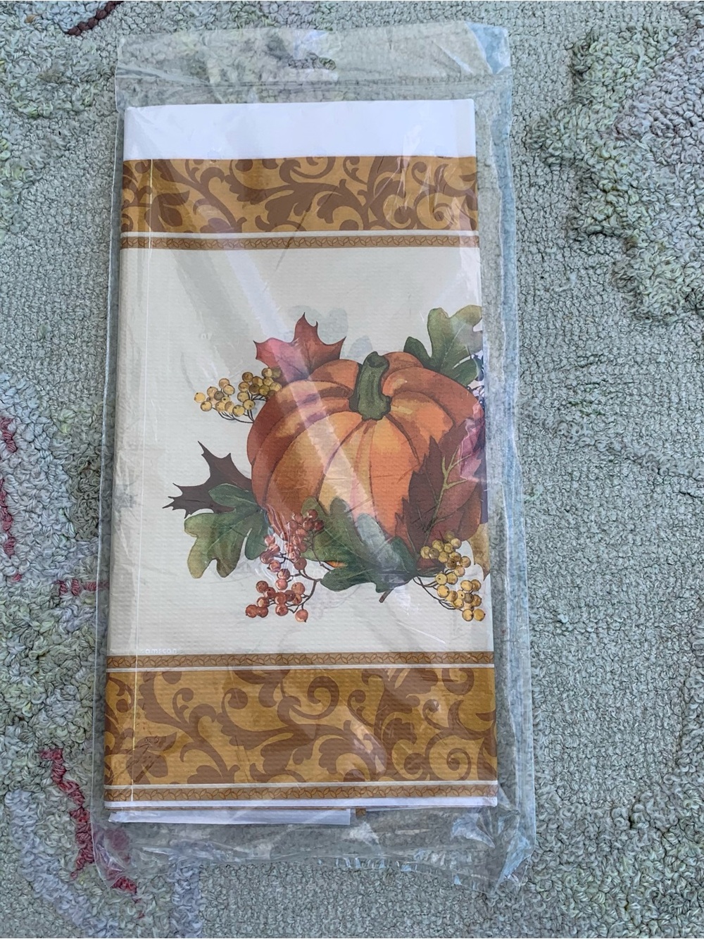 Brand New Fall Harvest Pumpkin Tablecloth / Linens